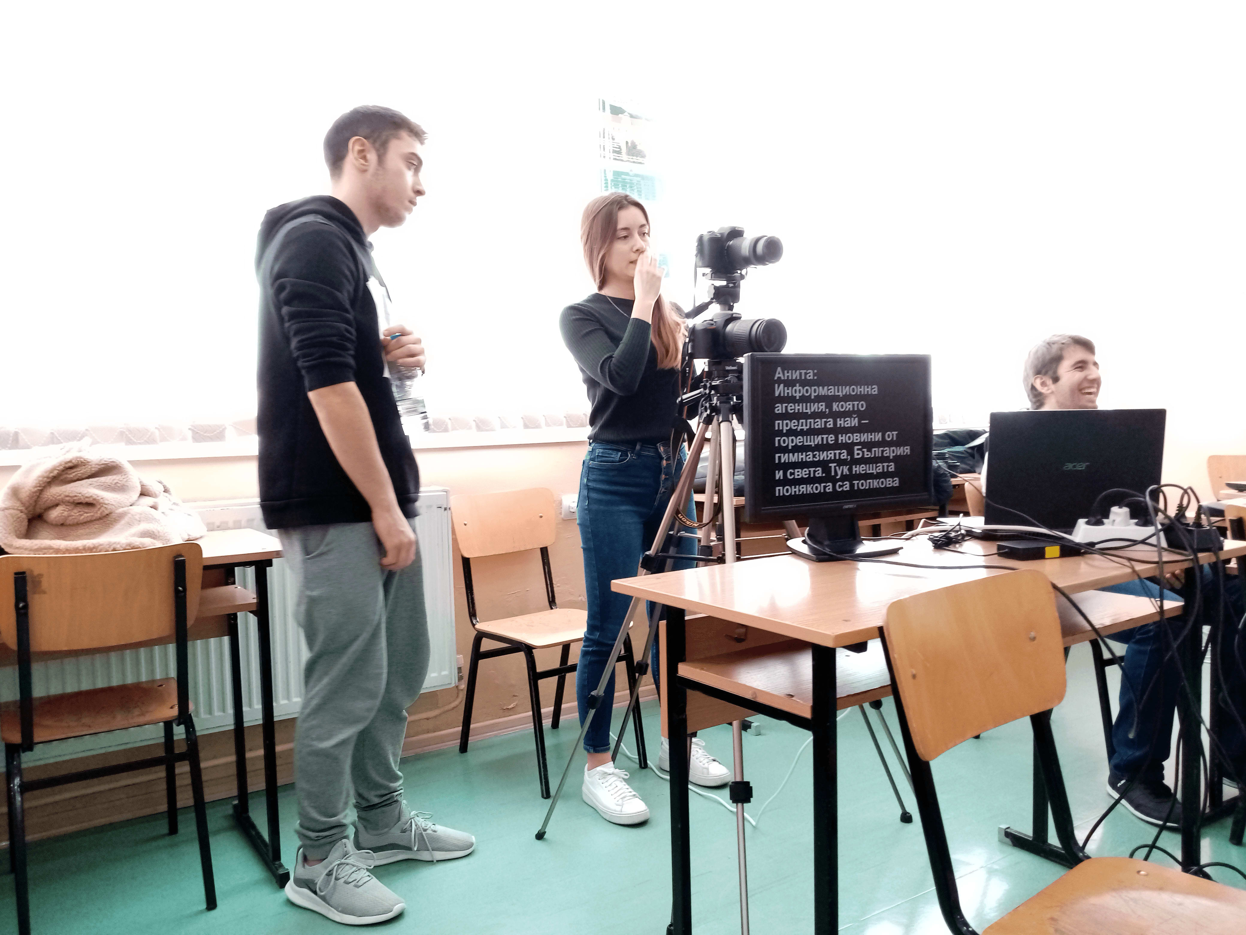 Slide 8 - ППМГ ТВ Сливен - Един ден на снимачната площадка