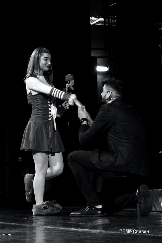 Slide 23 - ППМГ ТВ Сливен - Коледно шоу